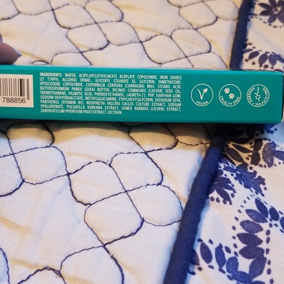 BUNDLE OF 4 Thrive Causemetics Black Mascara - Picture 2 of 4